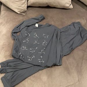 Zodiac long sleeve sleepwear